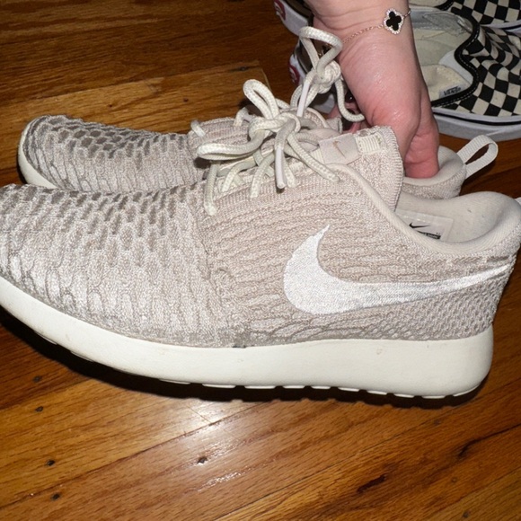 Nike Shoes - Nike sneakers